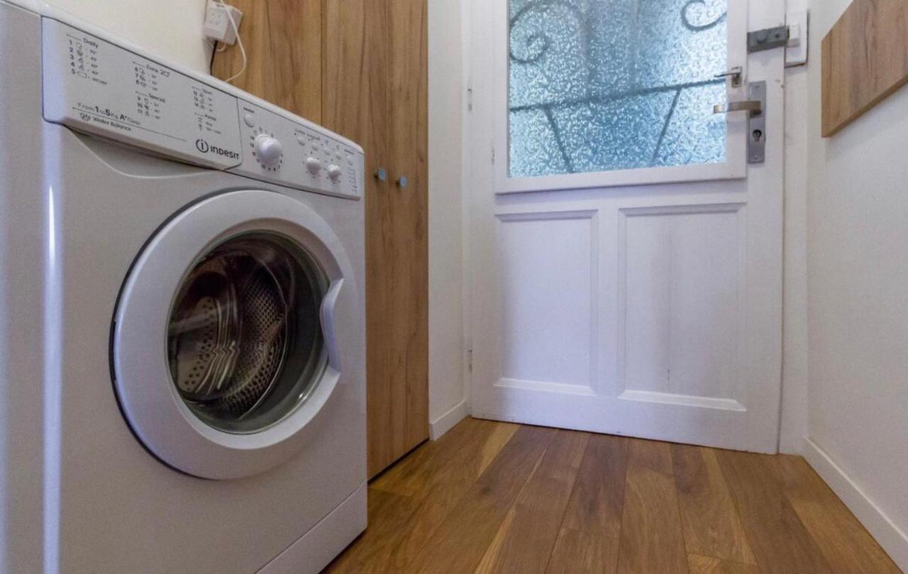 Apartment Faryna Bukurešť Exteriér fotografie